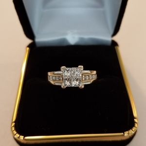 Lady's "Princess Cut" Ring